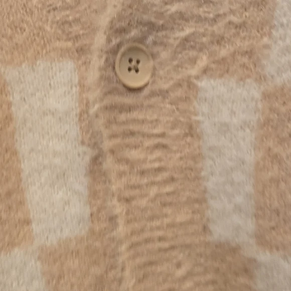 Original Use Tan and Cream Cardigan - Picture 5 of 9